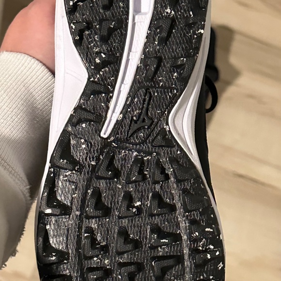 New Mizuno Women's Dominant All-Surface Turf Softball Size 12 Shoes - Picture 6 of 11